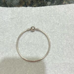 Pandora bangle with snowflake